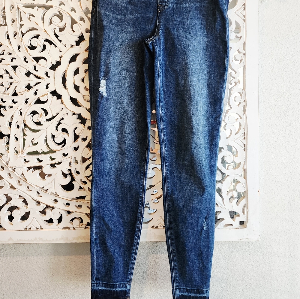 SPANX Distressed Ankle SkinnyJeans Size Medium, Medium Wash - Picture 15 of 16